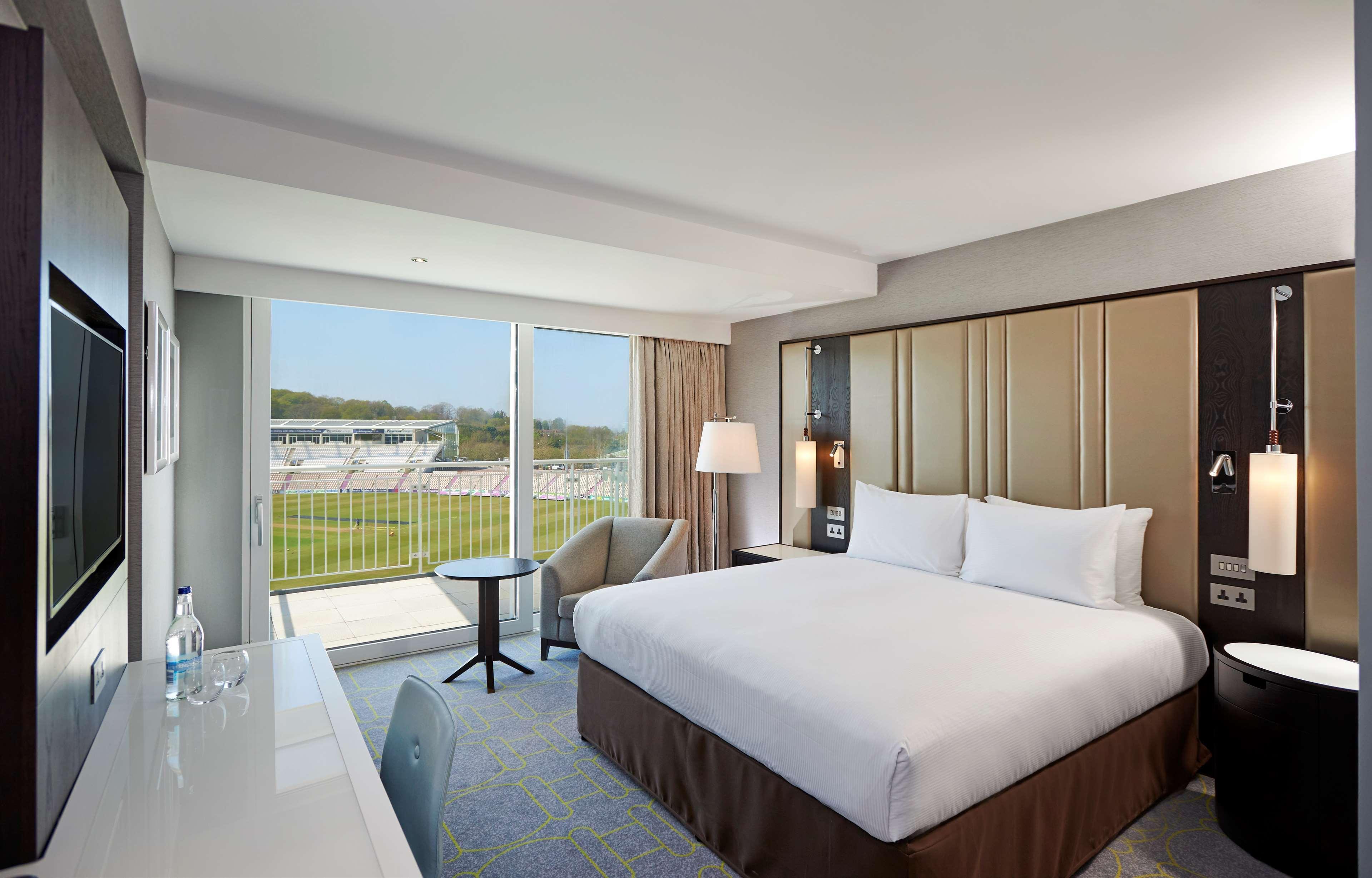 ฮิลตัน แอท ดิ เอเจส โบล เซาแธมป์ตัน Hotel เซาธ์แธมป์ตัน ภายนอก รูปภาพ