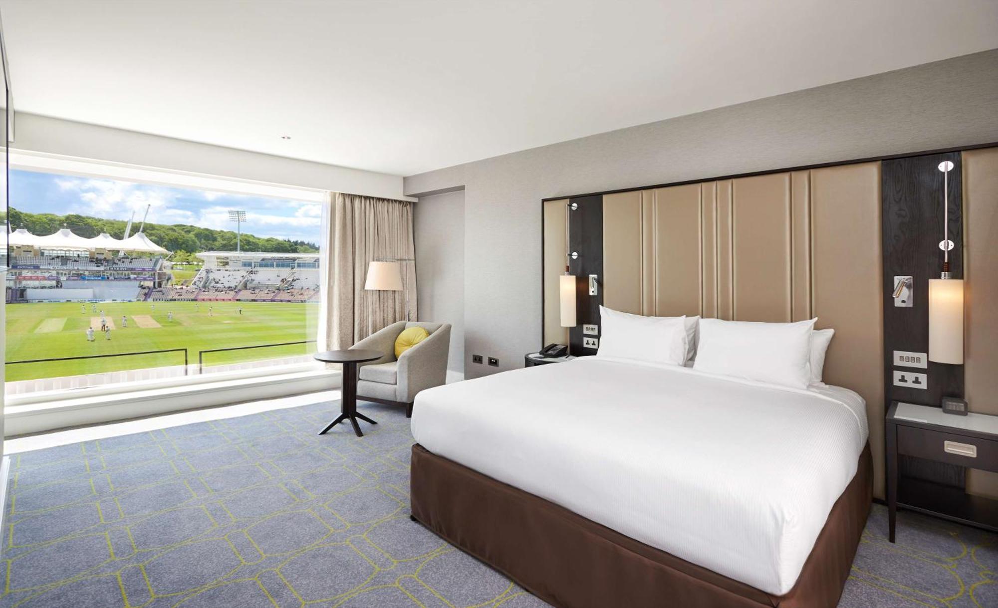 ฮิลตัน แอท ดิ เอเจส โบล เซาแธมป์ตัน Hotel เซาธ์แธมป์ตัน ภายนอก รูปภาพ